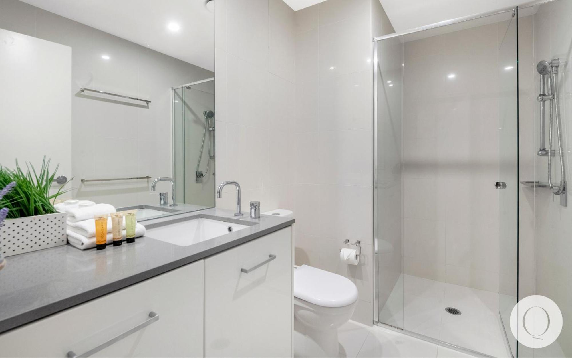 Ocean View Executive Penthouse At Circle On Cavill